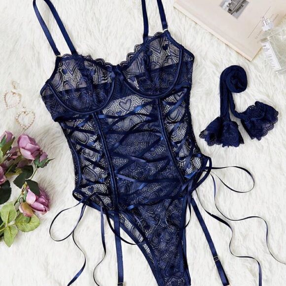 Sexy Floral Lace Underwire Teddy Bodysuit Lingerie - Picture 7 of 8